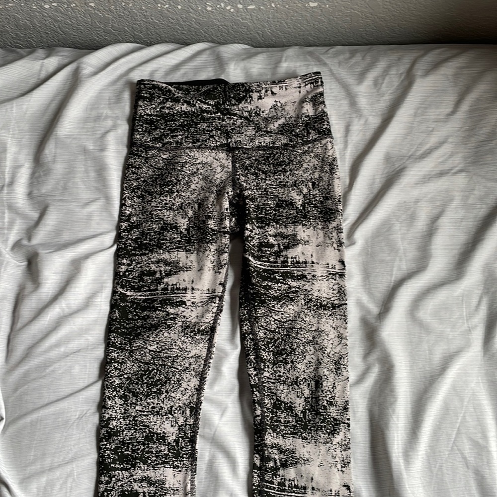 Athletica leggings